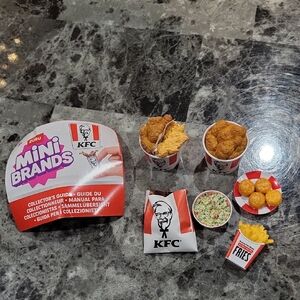 Zuru KFC Mini Brands Collectible Set